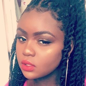 Meet your Posher, Sunny